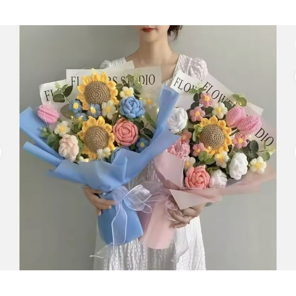 Graduation Crochet Flower Bouquet: Handmade Artificial Flowers with Cute Bear Head Wearing Mortarboard , Knitted Flower Bouquet with Gift Bag and Light, an Ideal Gift for Graduation / Blue