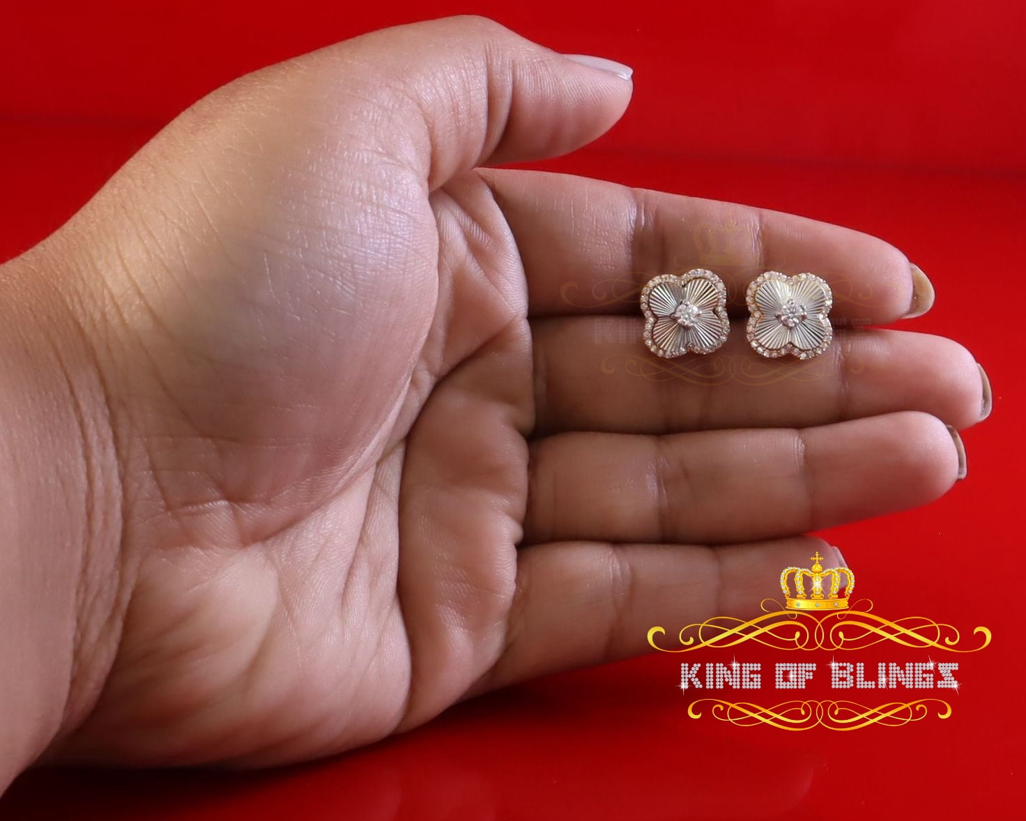 King of Bling's 925 Yellow Silver0.66ct VVS 'D' Moissanite Square Stud Earring Men's/Womens