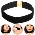 thumbnail image 4 of Shisuyan Collier Ras du Cou Classique pour Femmes Collier Ras du Cou Noir Bijoux de la Saint-Valentin Anniversaire Halloween, 4 of 8