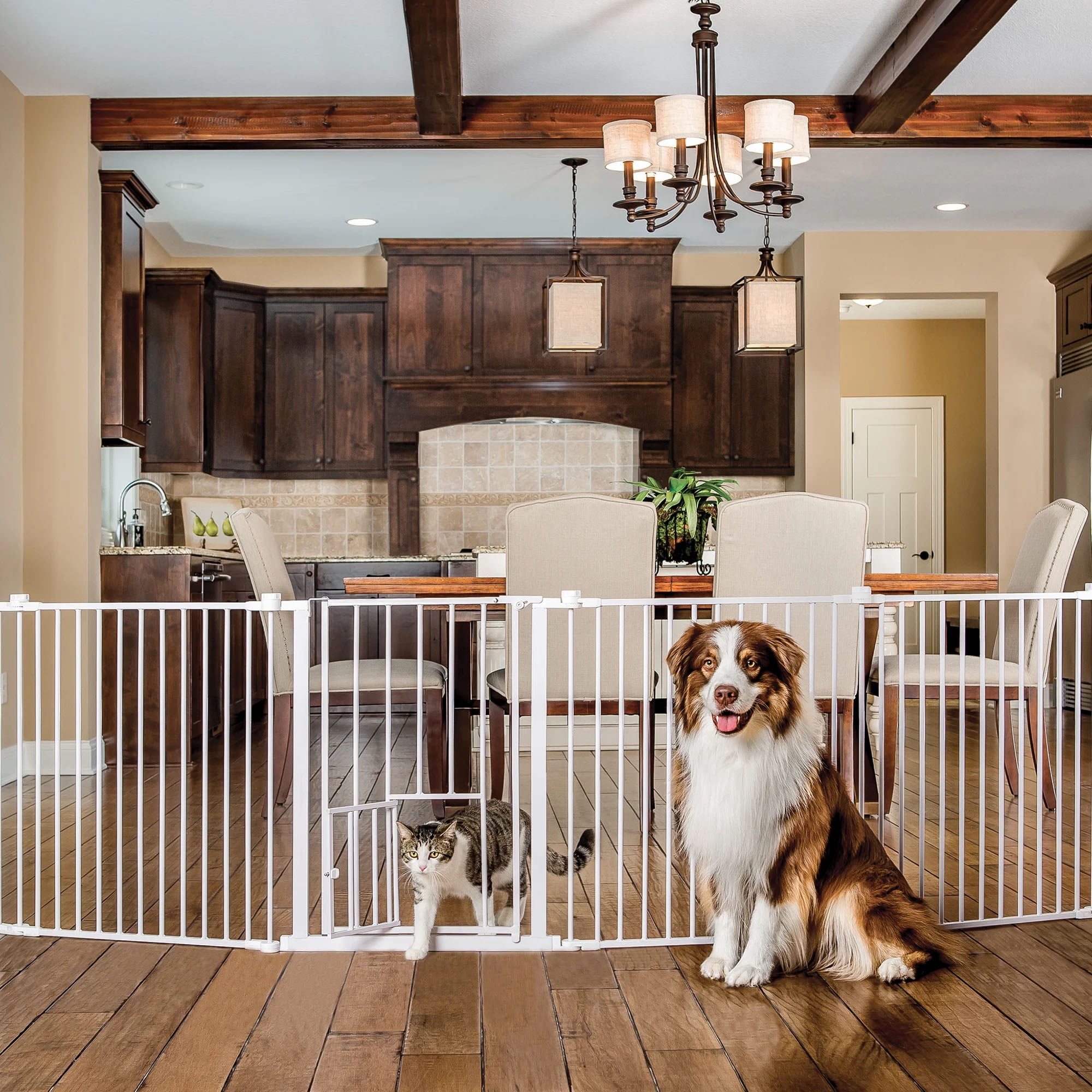Carlson Pet Products 2-in-1 Super Wide Pet Pen and Gate
