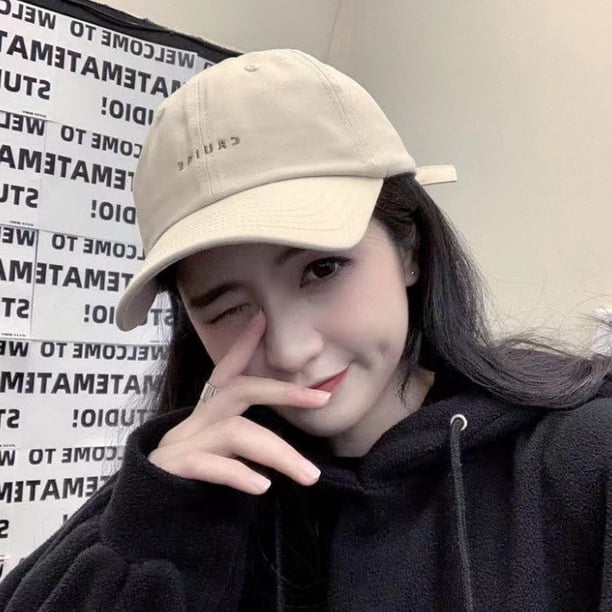 Sombrero de estilo occidental celebridad en línea Letras en inglés gorra bordada con visera pequeña gorra de béisbol fresca Gorra simple que reduce la edad de estilo japonés