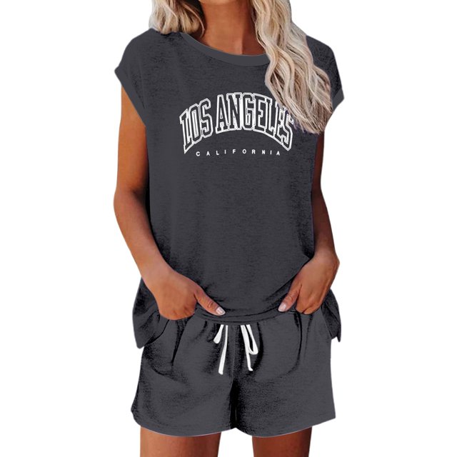 Women's Stylish Shorts Suit For Daily Wear With Drawstring Design And Casual Fit Perfect For Spring And Summer