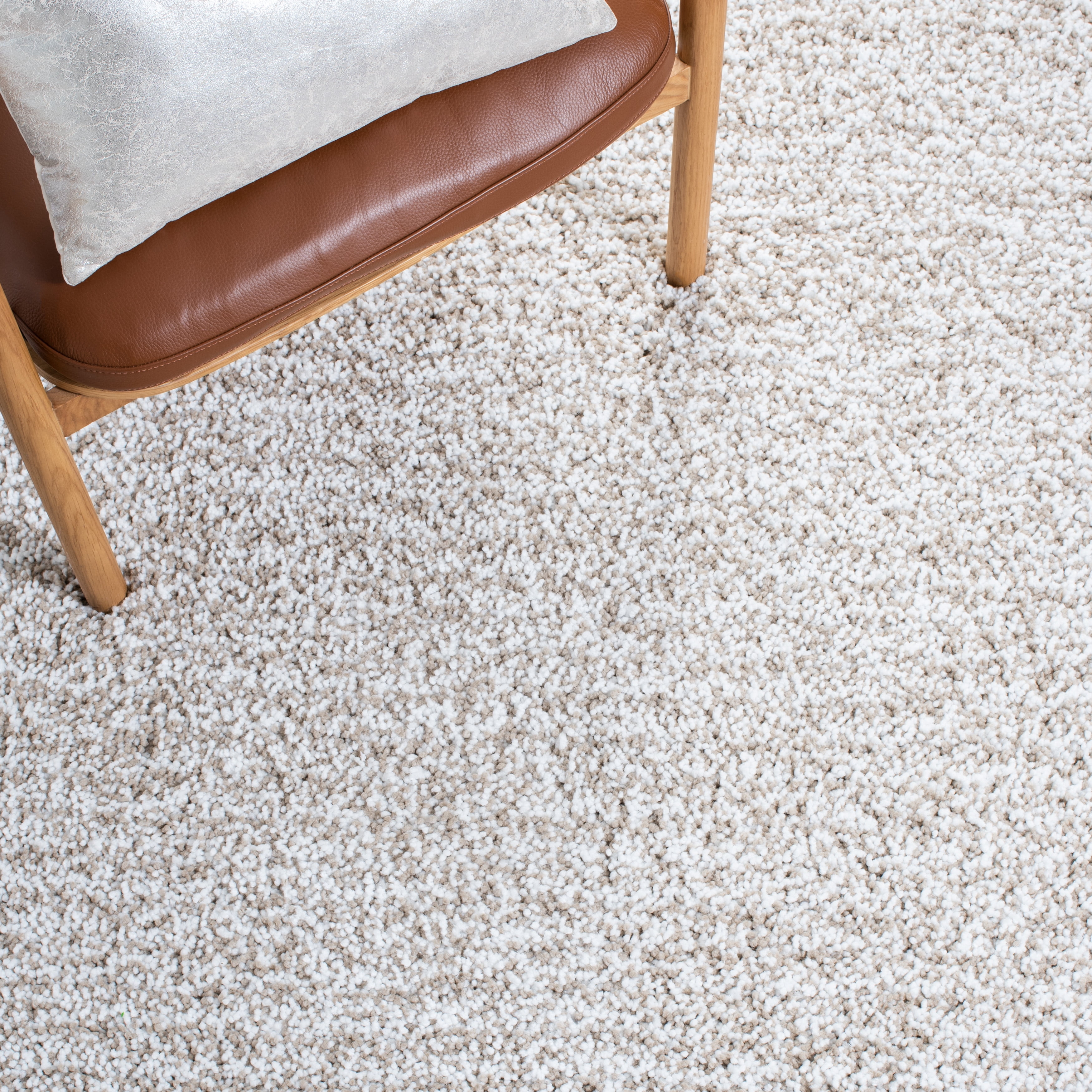 Safavieh Ultimate Atanas Solid Polyester Shag Area Rug, Sand/Ivory, 6' x 9'