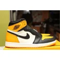 thumbnail image 1 of A i r-Jor-dan 1 RETRO HIGH OG 'YELLOW TOE' SIZE 10.5 DS 100% AUTHENTIC 555088 711, 1 of 6