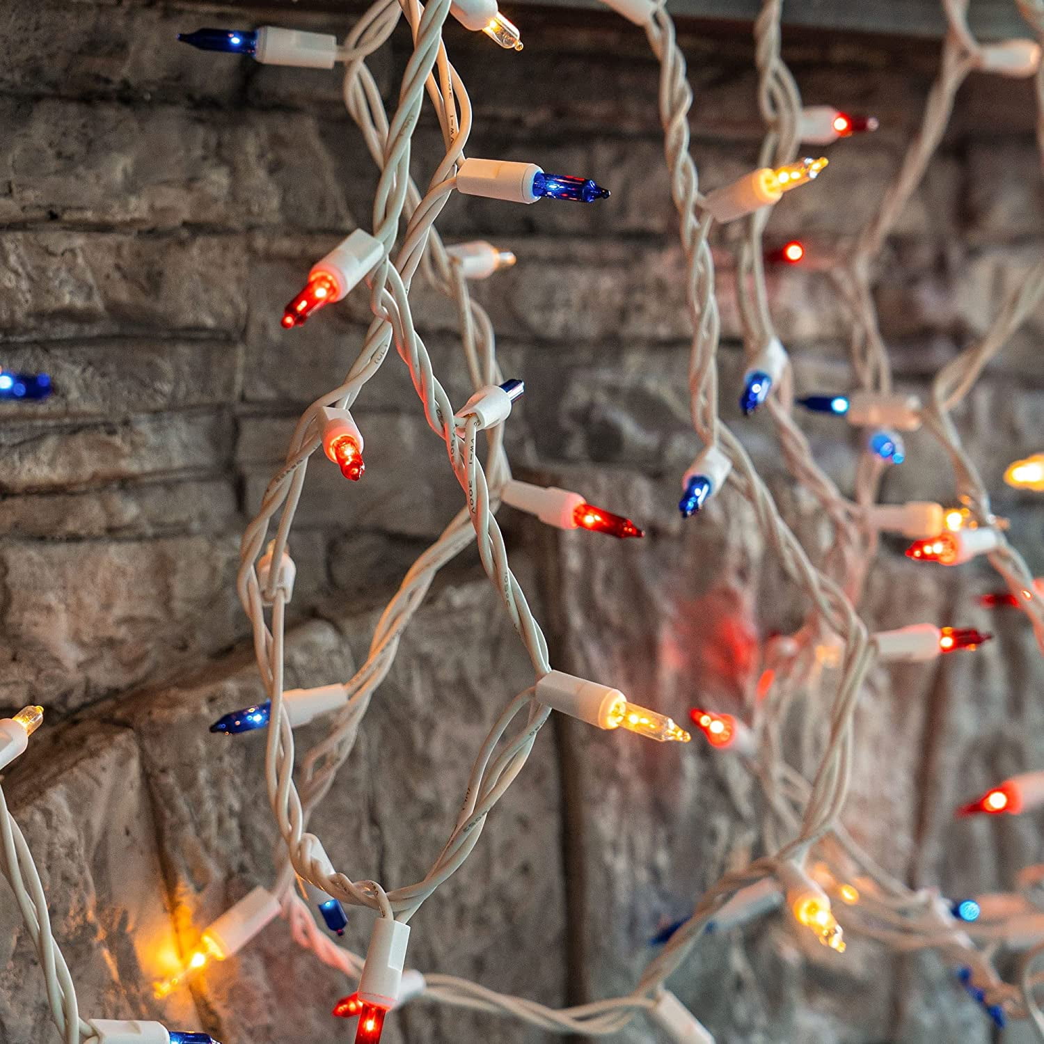 Christmas Lights Indoor Outdoor, 33ft 100-count Lights Incandescent Mini String Light, Battery Powered Lights for Xmas Tree, Patio, Holiday, Party, Home, Garden, Decorations (Red Blue White)