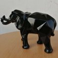 thumbnail image 3 of Estatua de elefante abstracto Adorno de resina Decoración geométrica de Negro Sunnimix Estatua de elefante, 3 of 7