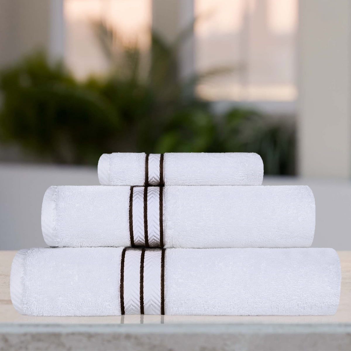 Superior Turkish Cotton Ultra-Plush 3-Piece Chocolate Towel Set