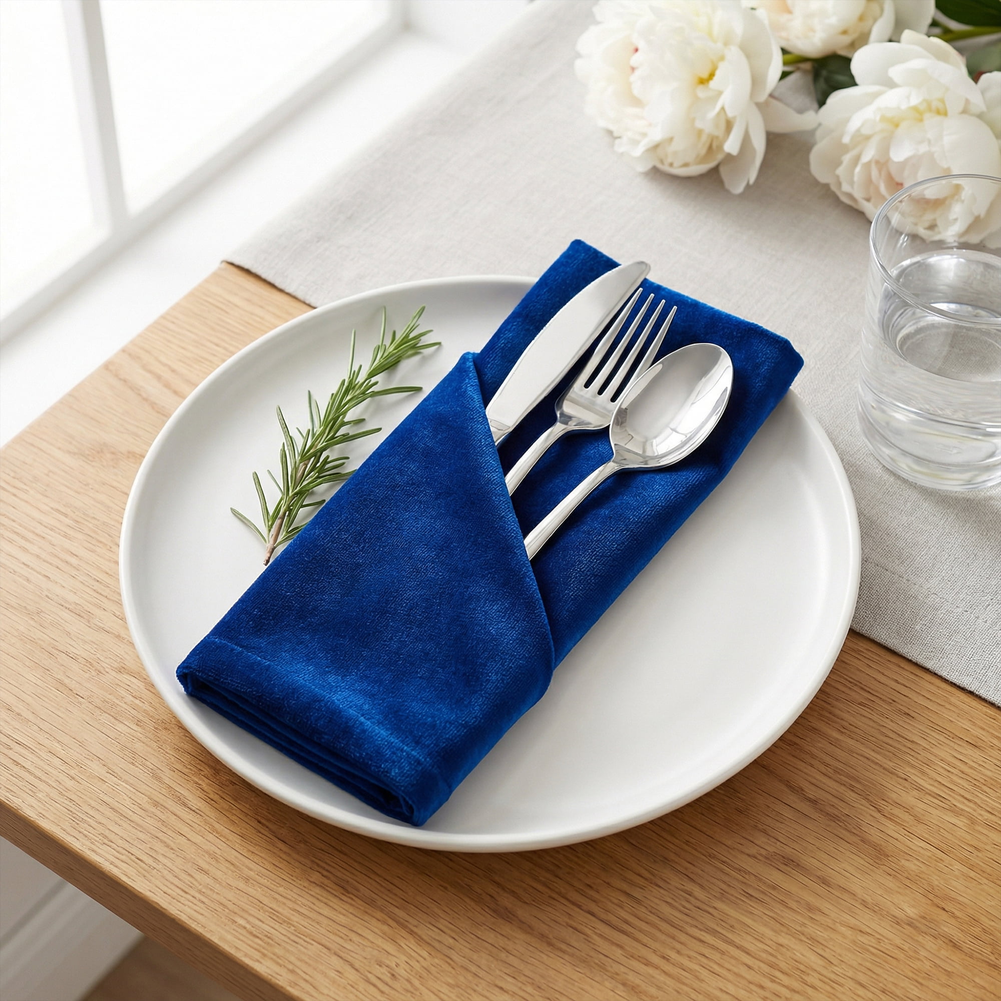 Unique Bargains 12 Pack Soft Durable Velvet Cloth Napkins for Parties Royal Blue 18"x18"