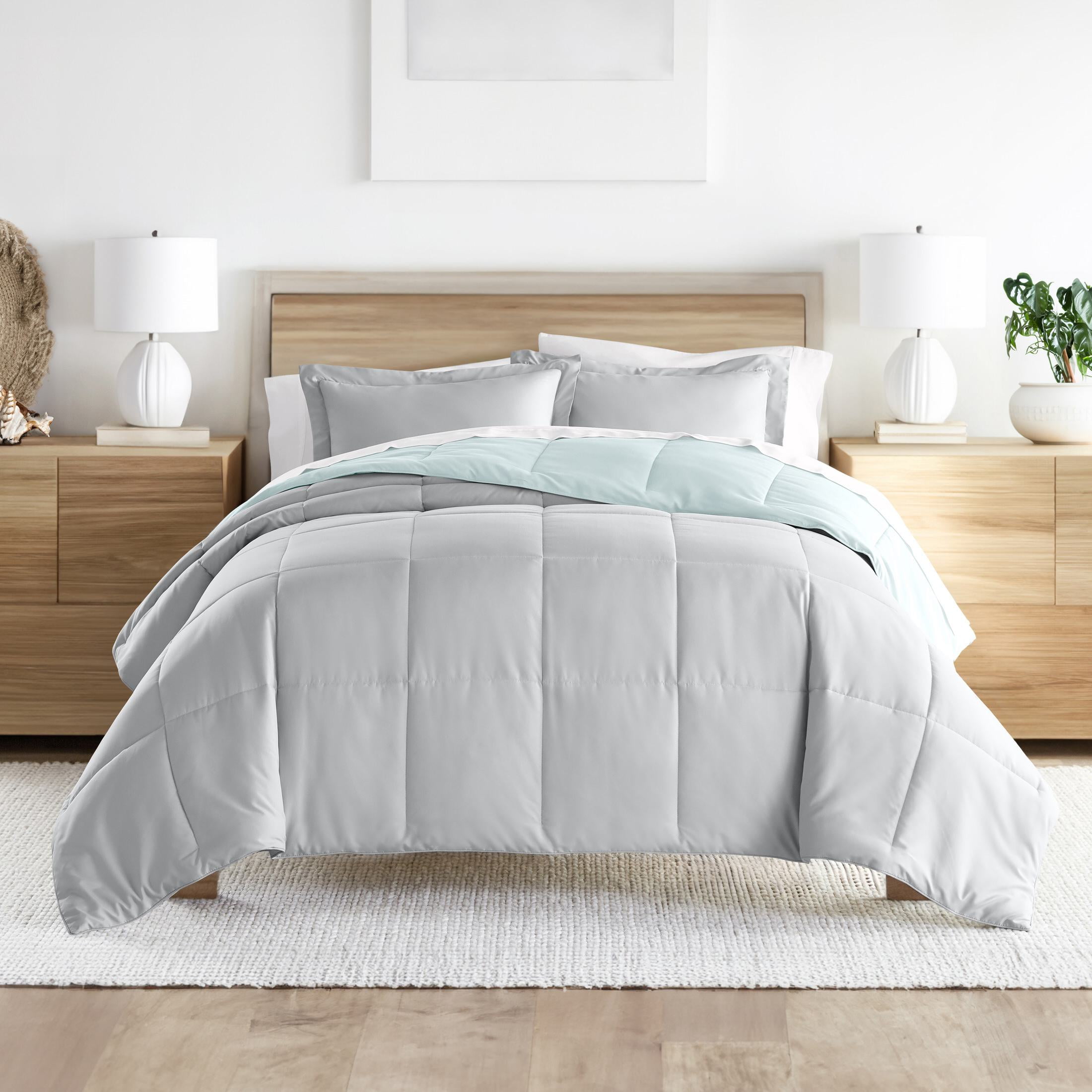 Noble Linens Soft 2-Piece Aqua & Gray Reversible All Season Lightweight Down Alternative Comforter Set, Twin/Twin XL