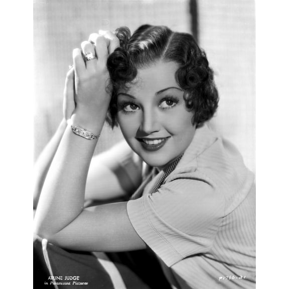 Arlene Judge sitting and posed Photo Print (24 x 30)