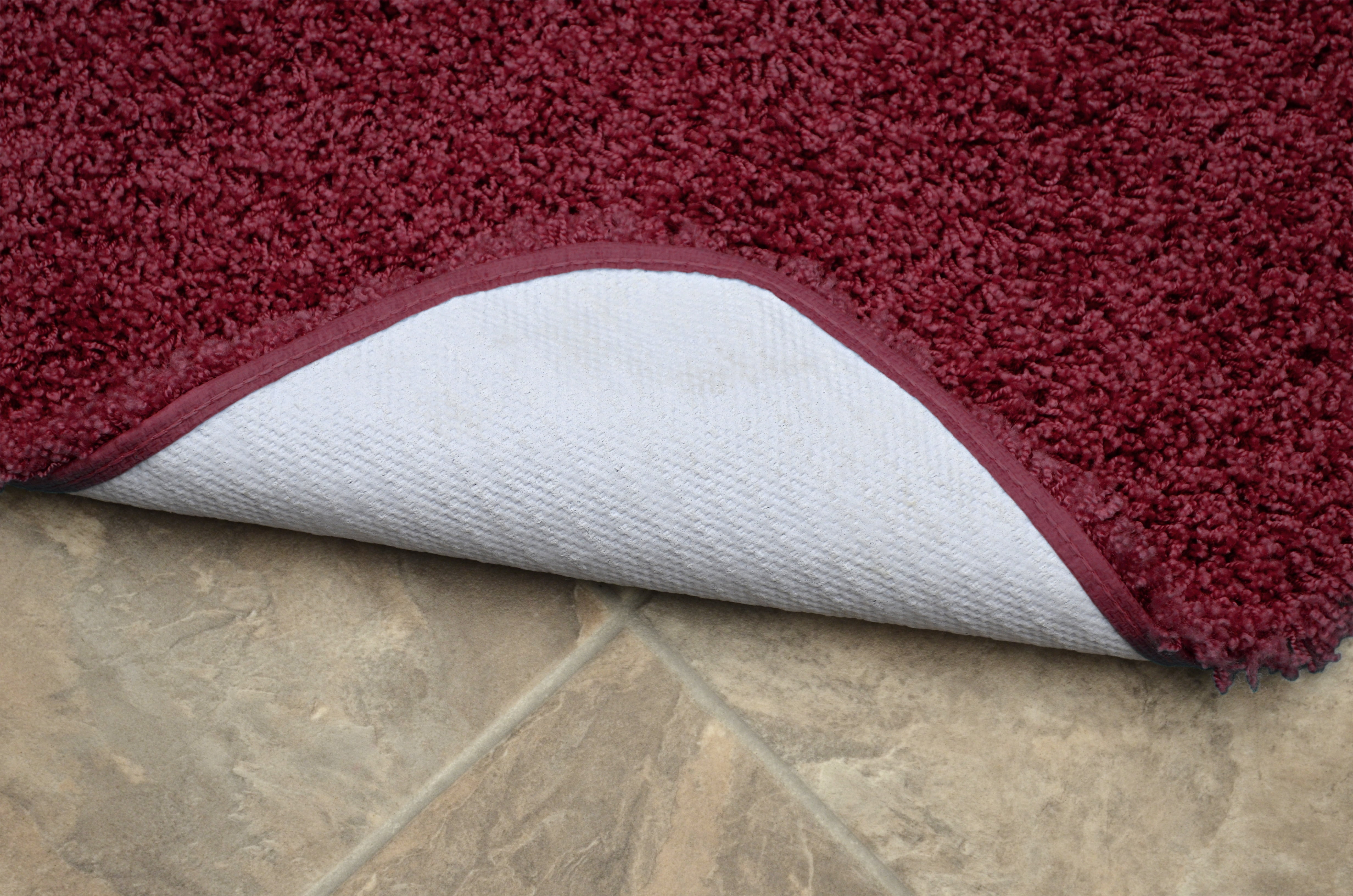 Garland Rug Jazz Washable Bath Rug Set, 3 Piece Set (21"x34" Bath Rug, Contour Rug, & Toilet Lid) Chili Pepper Red