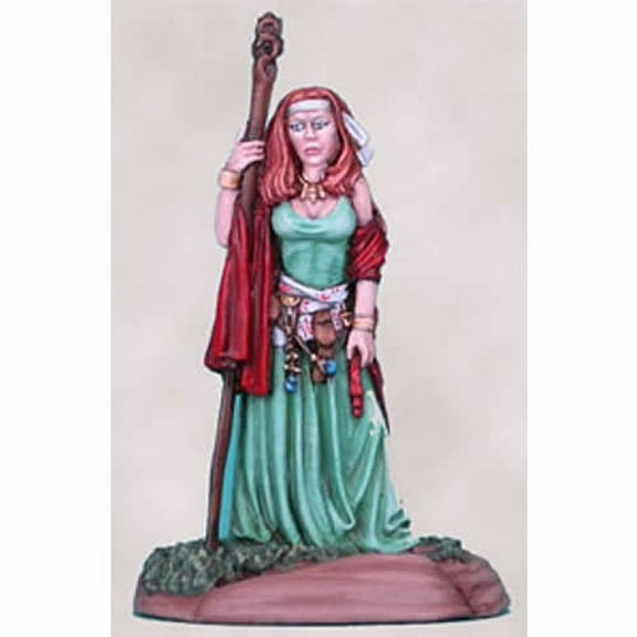 Female Magic User with Staff Miniature Elmore Masterwork Dark Sword Miniatures