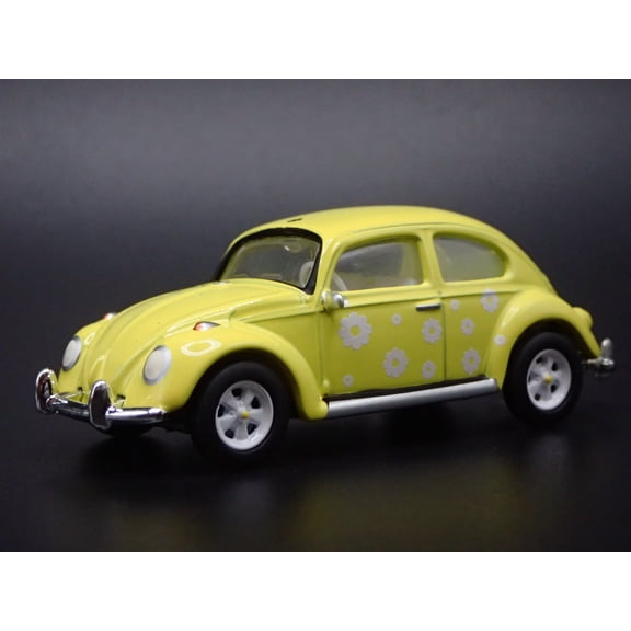 Open Box 1960-1967 VW VOLKSWAGEN BEETLE BUG YELLOW 1:64 SCALE DIORAMA DIECAST MODEL CAR