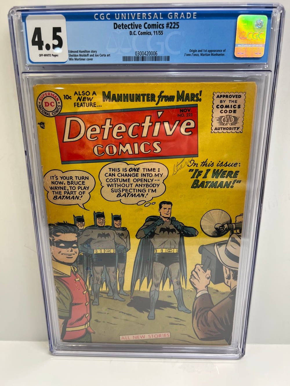 Cover of Detective Comics #225