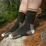 Darn Tough Mens Hiker Micro Crew Midweight with Cushion Walnut Large