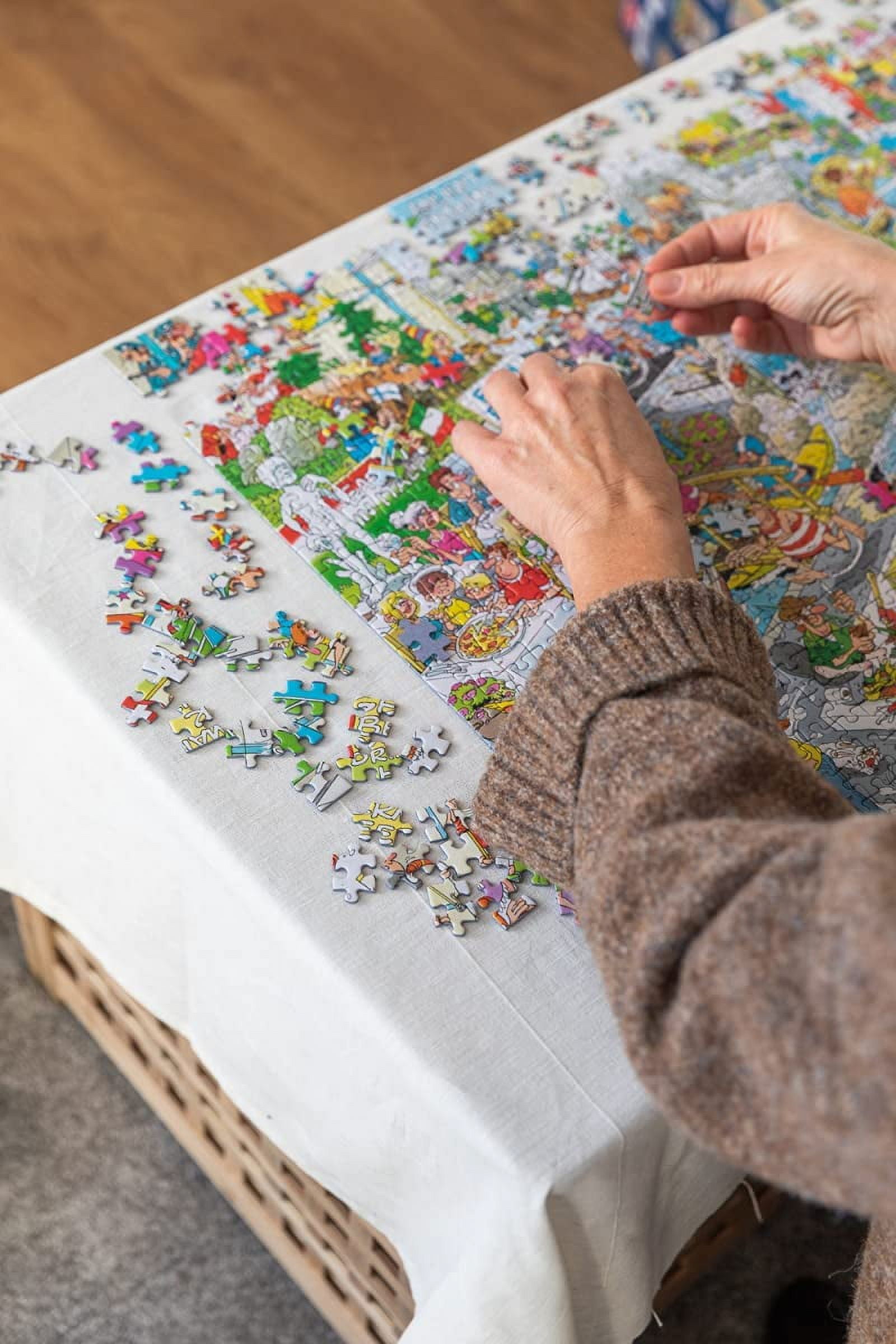 , Jan Van Haasteren - 'The Missing Piece' Unique Comic Fun Designed Jigsaw Puzzle for Adults - 1,000 Piece 29.5" x 19.7"