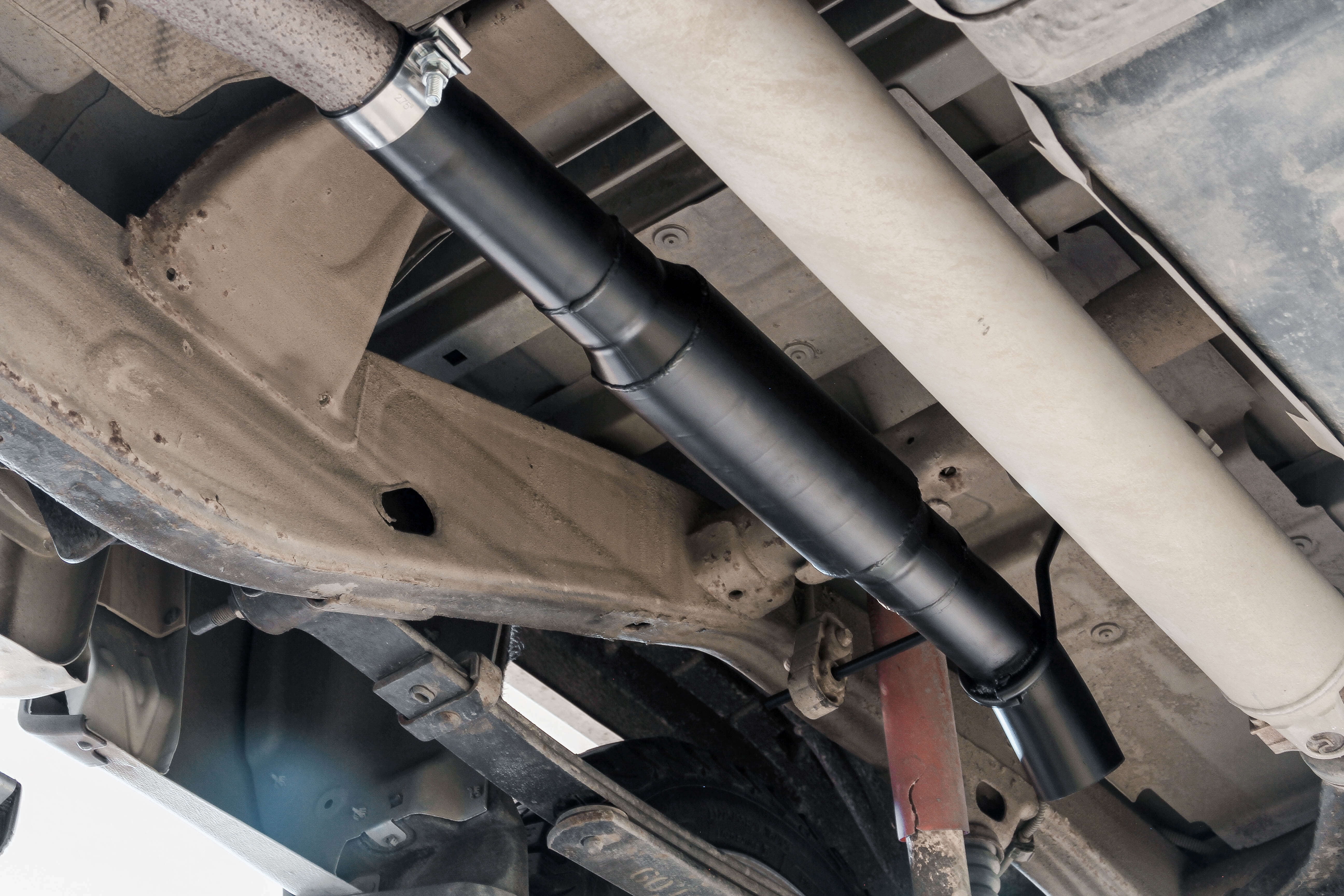 Flowmaster 817916 Exhaust System Kit