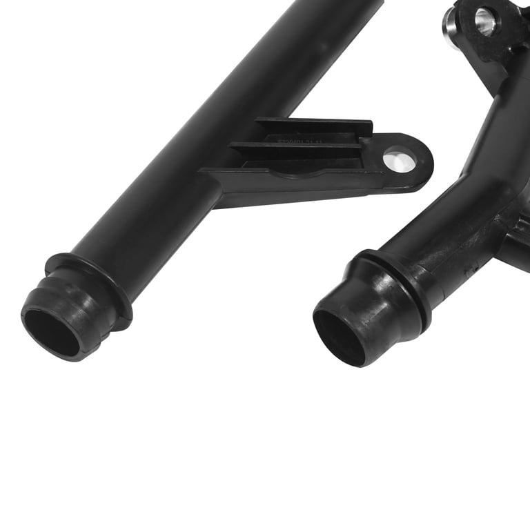 Vehicle Engine Water Coolant Pipe 2712002452 for Mercedes-Benz 