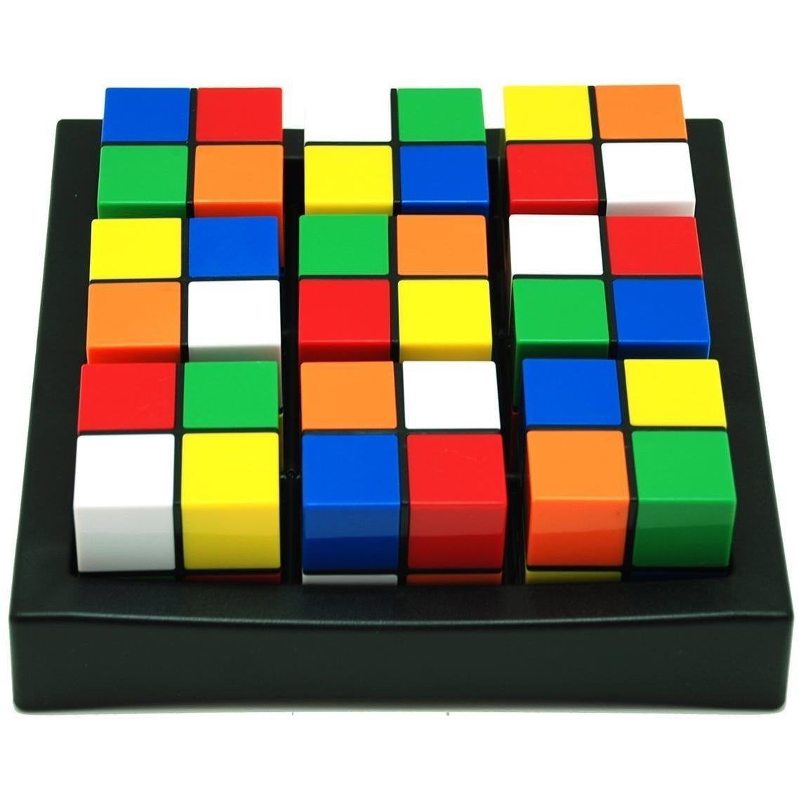 Color cube. Цветная головоломка. Настольная игра THINKFUN. Игра колор куб. Игра leves головоломка цветные кубики.