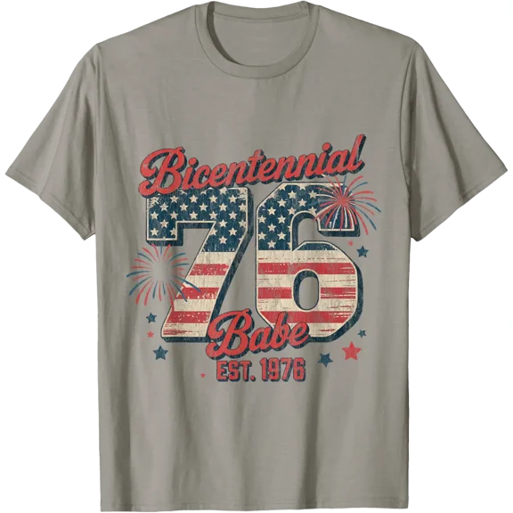 Bicentennial Babe 1976 50th Birthday Vintage Flag T-Shirt