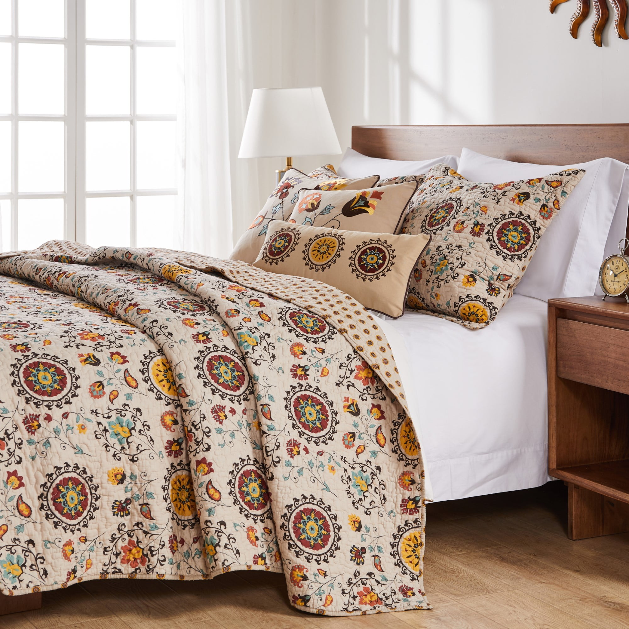 Star Disc in Huge Space Print Details about   Galaxy Quilted Coverlet & Pillow Shams Set 