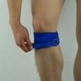 thumbnail image 2 of Rodilleras con correas para la rodilla, soporte para la rótula y la rodilla para correr, baloncesto y deportes, color azul, 2 of 4