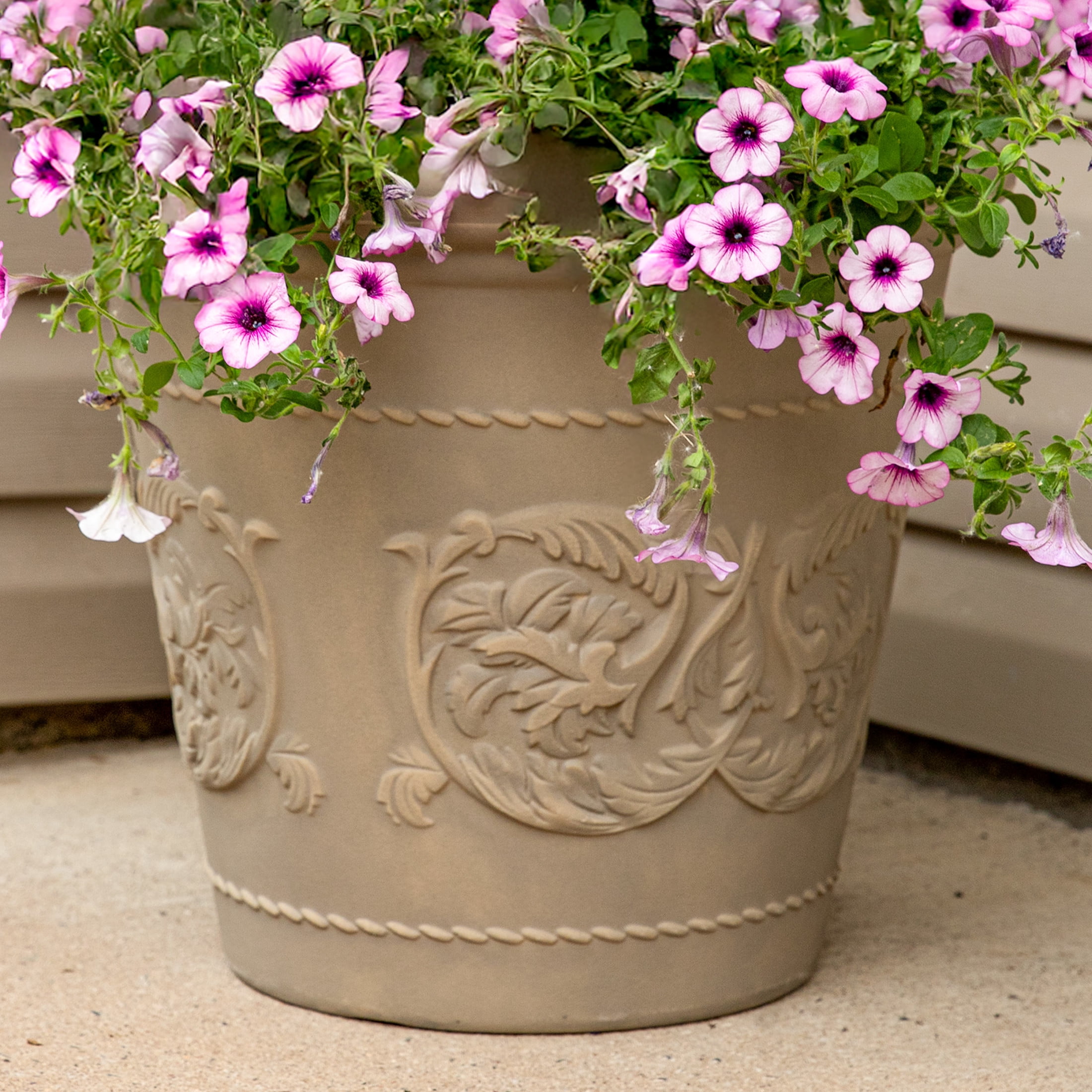 Sunnydaze Arabella 19.5" x 19.5" x 17.5" Round Beige Polyresin Outdoor Planter Pot