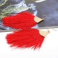 thumbnail image 5 of UN IMPRESCINDIBLE DE LA MODA: haga una declaración con nuestros elegantes aretes de plumas con flecos., 5 of 5