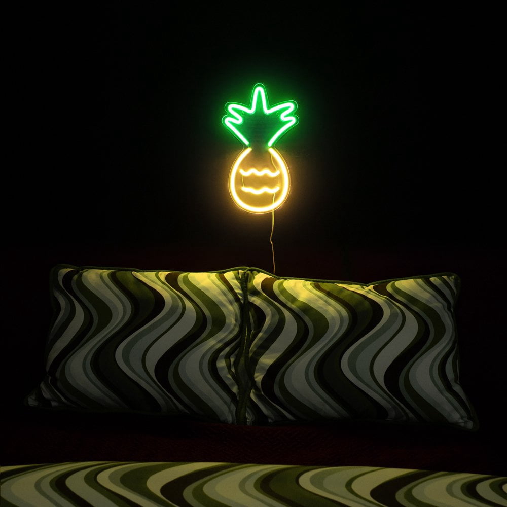 Isaac Jacobs 17” x 10” LED Neon ‘Yellow & Green Pineapple’ Wall Sign, Powered by USB Wire