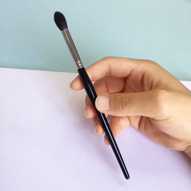 LOYBJ, 1 Uds., brocha para sombra de nariz, brochas de maquillaje de contorno en ángulo, bronceador facial, silueta de nariz, sombra de ojos, herramienta de maquillaje de mezcla cosmética Tan Jianjun unisex