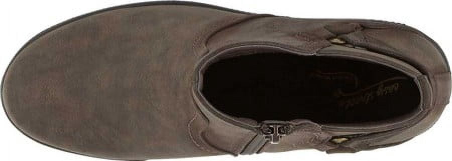 Easy Street Dawnta Booties (Women)