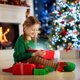 thumbnail image 5 of Zapatos de elfo rojos y verdes - Zapatillas de pies de elfo navideñas de terciopelo rojo y verde con cascabeles para adultos y niños, 5 of 5