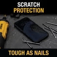 thumbnail image 3 of Protector de pantalla de privacidad DEWALT para iPhone 16 Pro Max, 3 of 9