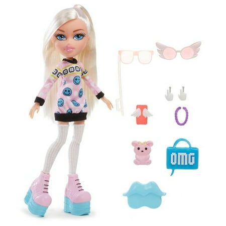 bratz doll cloe selfie snaps