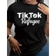 thumbnail image 1 of Camiseta gráfica "TikTok Refuge" para mujer: camiseta informal de algodón negro con letras blancas llamativas, cuello redondo, manga corta, lavable a máquina, ideal para el tiempo libre., 1 of 8
