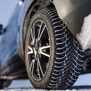 Nokian Tyres Hakkapeliitta 10 SUV 285/45R22 114T XL Winter Tire Sansujyuku sansujyuku.com