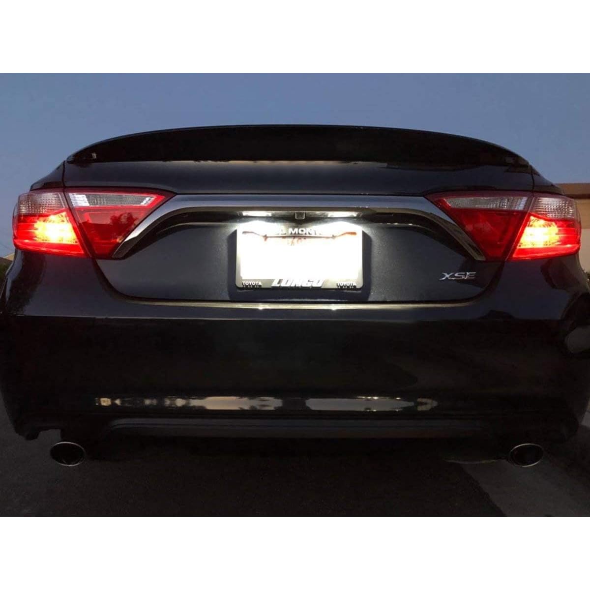 Xenon White Full LED License Plate Light Kit For Toyota 2009-13 Corolla, 2011-20 Sienna, Scion xB xD, Powered By 18-SMD LED Diodes