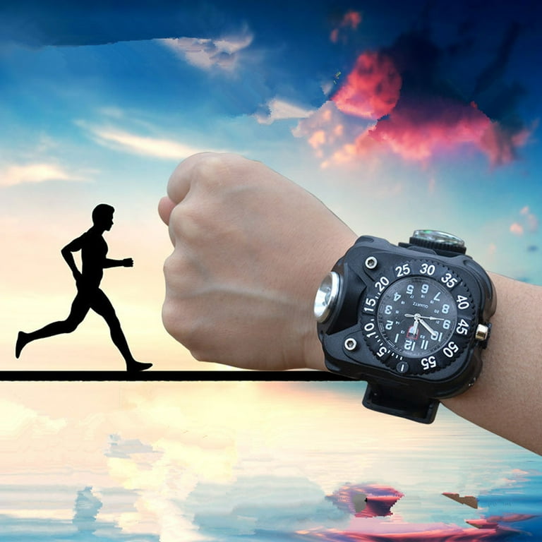 Rechargeable store analog watch