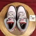 thumbnail image 4 of N I-K-E A i r-Jor-dan 3 III Retro Fire Red White Cement 398614-120 Size 6Y Damaged, 4 of 6