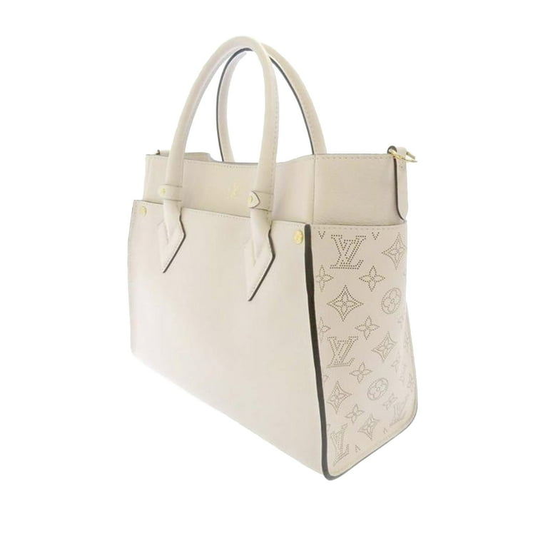 Louis Vuitton - Authenticated Mahina Handbag - Leather White for Women, Very Good Condition