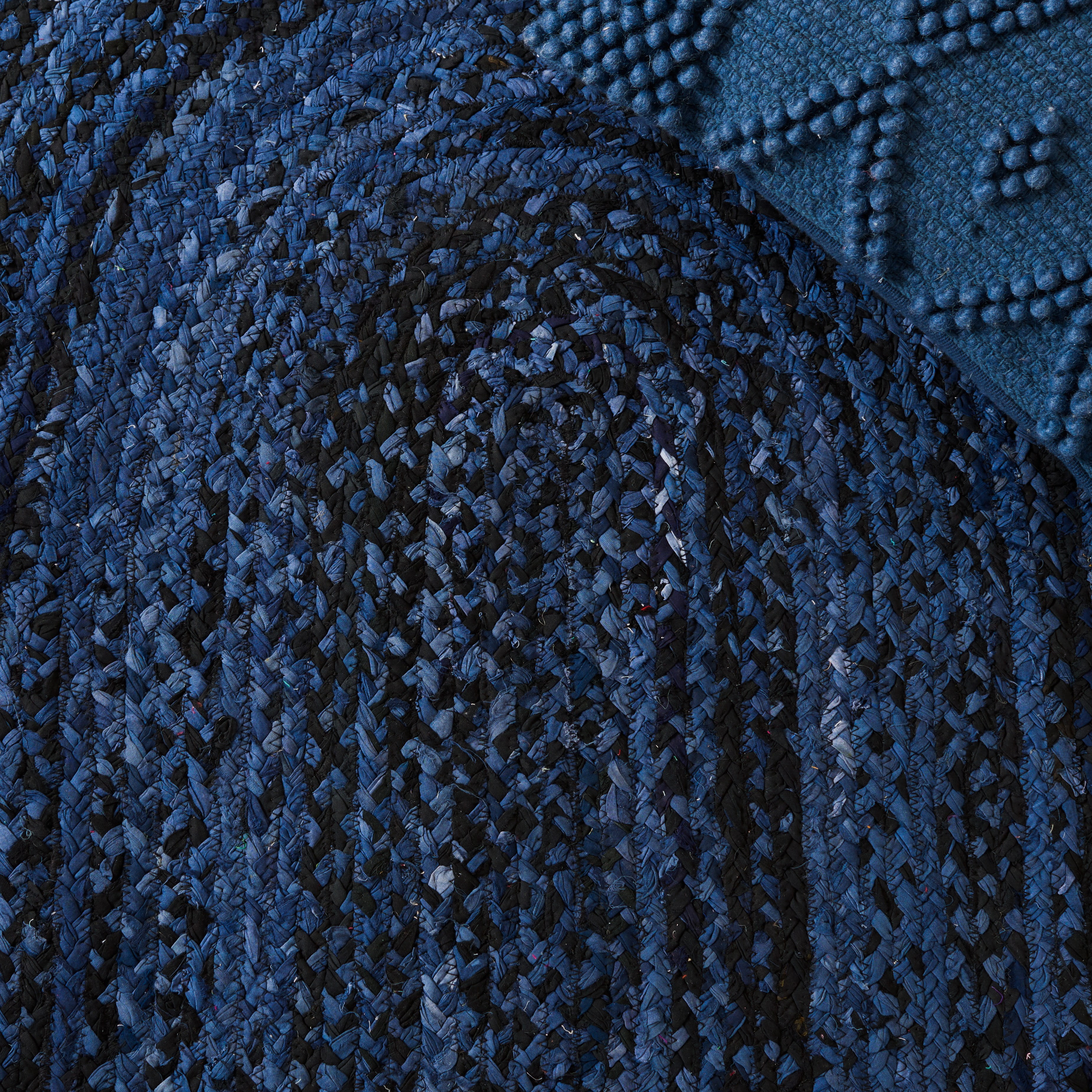 SAFAVIEH Braided Calvin Transitional Cotton Reversible Area Rug, Navy/Black, 8' x 8' Round