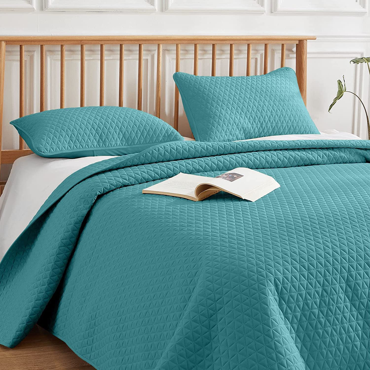 1 Quilt, 2 Pillow Shams Bedspreads Queen/Double Size VEEYOO Bedspread Quilt Set Gentle Grey Soft Microfiber Lightweight Coverlet Quilt Set for Summer 