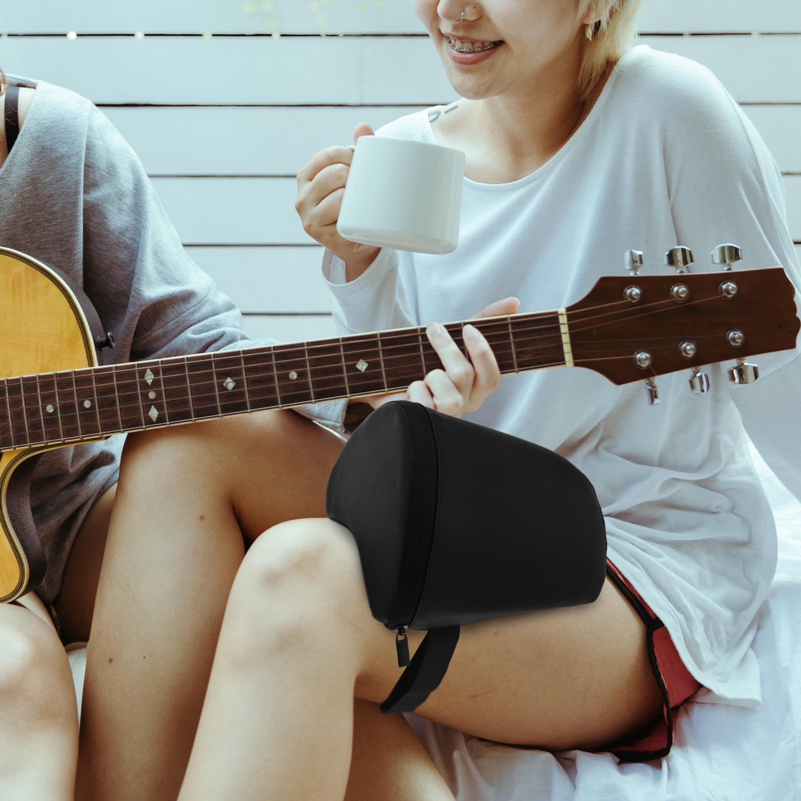SKISUNO Guitar Support Pad with Adjustable Strap Soft Cushion for Acoustic and Electric Guitars