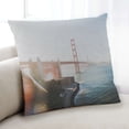 thumbnail image 1 of Ahgly Company Sites Golden Gate Bridge Coussin d'Intérieur, 18 Pouces par 18 Pouces, 1 of 6