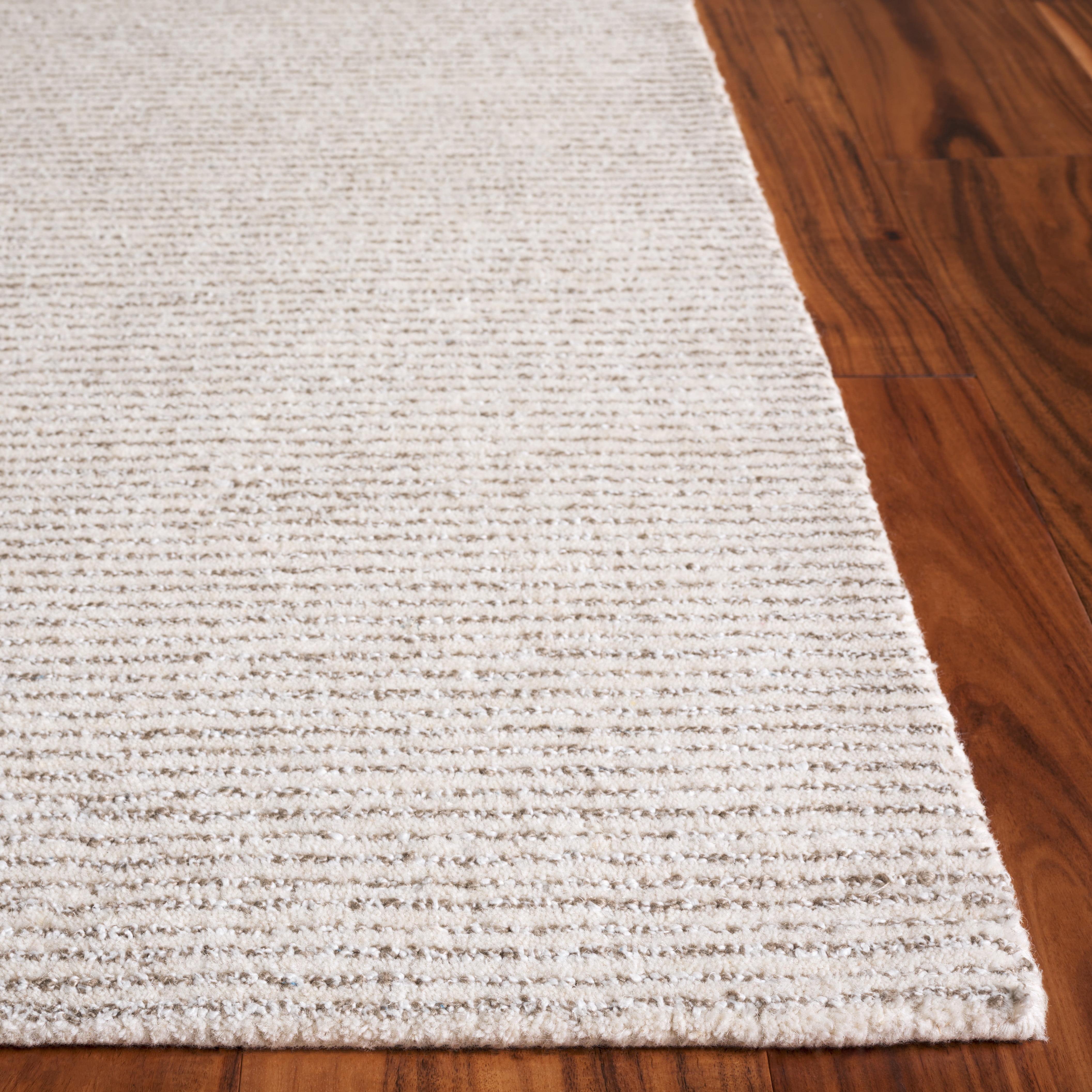 SAFAVIEH Abstract Rumen Solid Color Area Rug, Ivory/Taupe, 4' x 6'