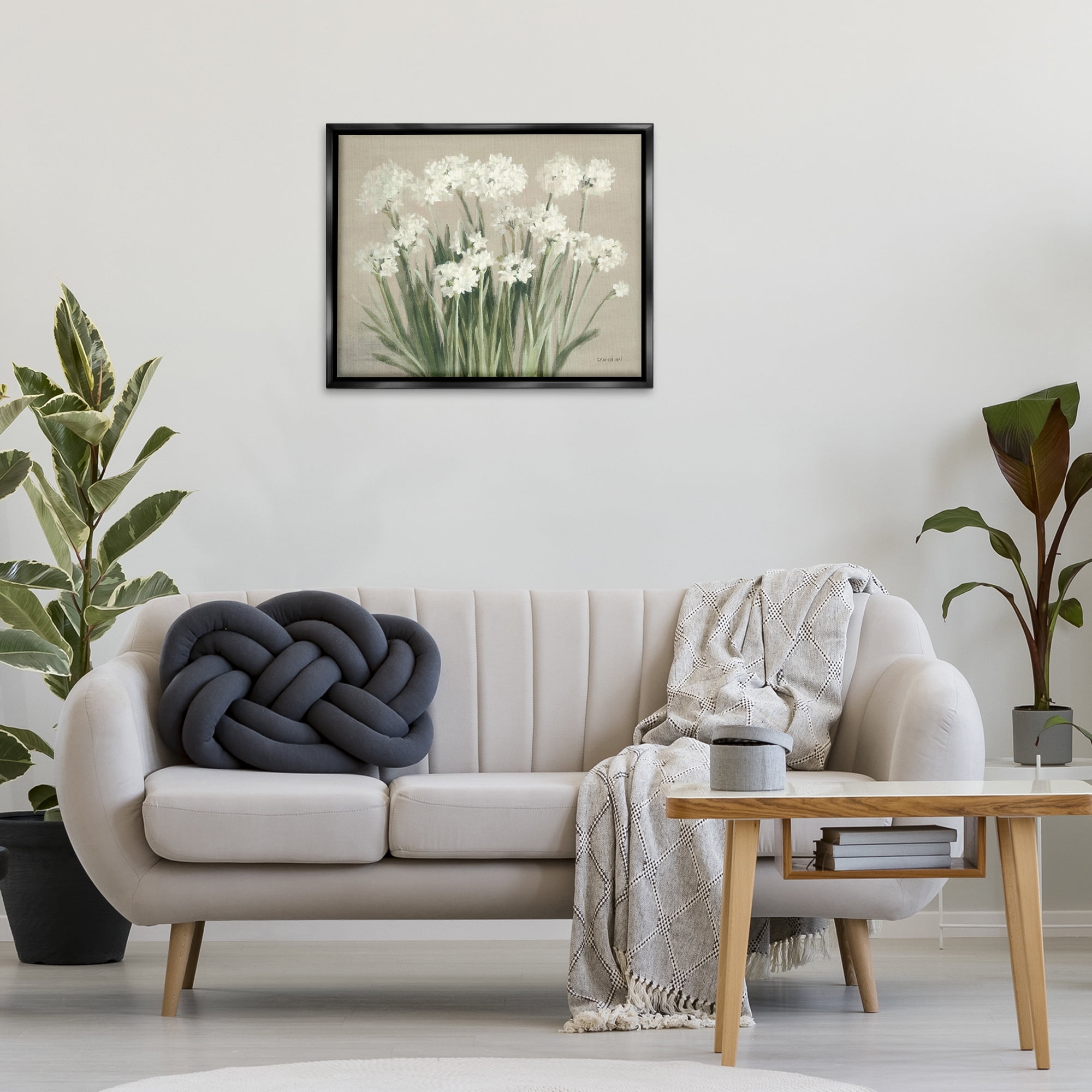 Stupell Industries Snowy Floral Paperwhites Botanical & Floral Painting Black Floater Framed Art Print Wall Art, 31 x 25