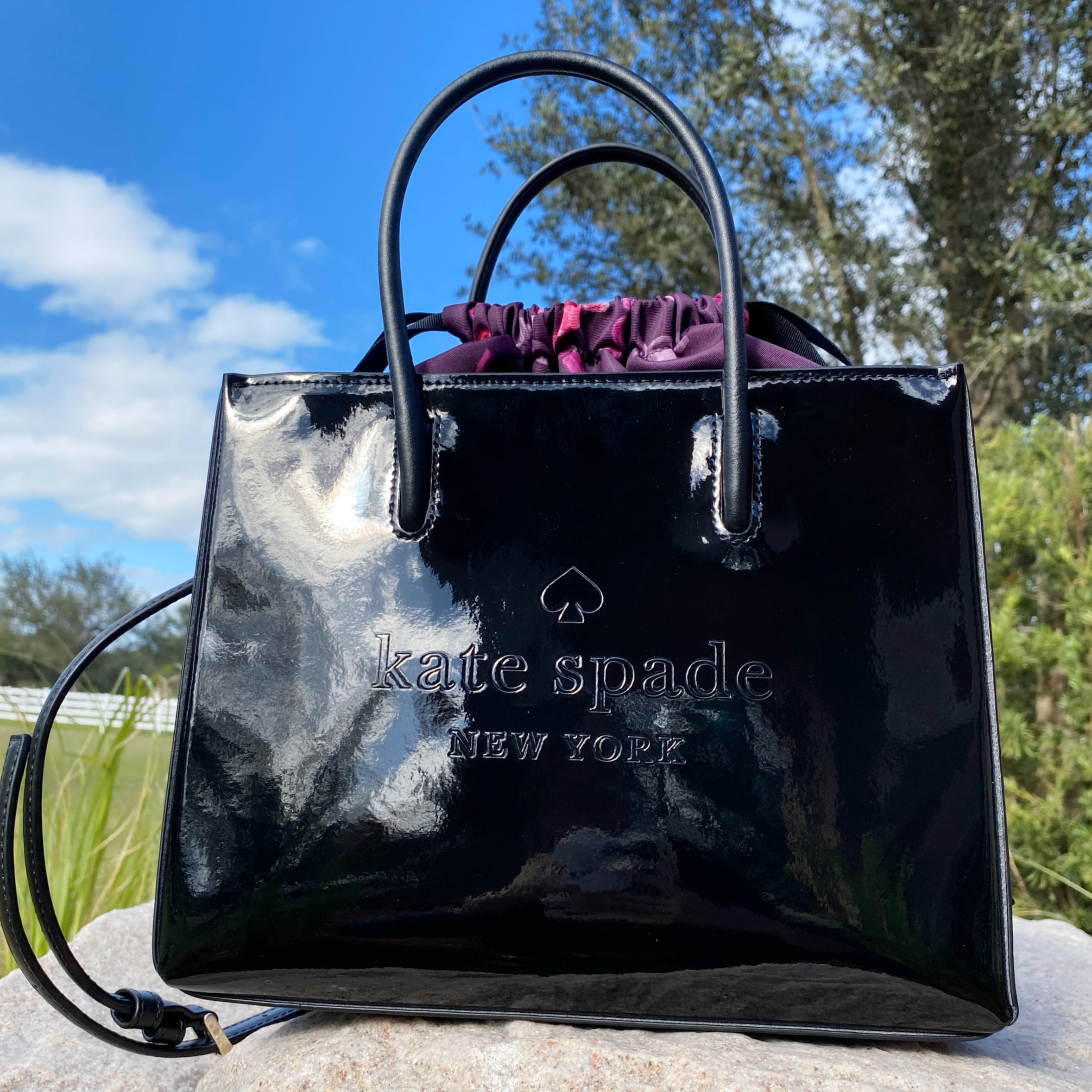 Kate Spade Trista Patent Shopper 2024 www.alhudapk