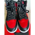 thumbnail image 3 of A i r-Jor-dan 1 satin bred size 4.5 gs, 3 of 5