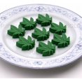 thumbnail image 2 of Moldes para dulces de marihuana, bandejas de silicona con hojas de tarro para fiesta de dulces de chocolate, molde de regalo novedoso, paquete de 3, 2 of 5