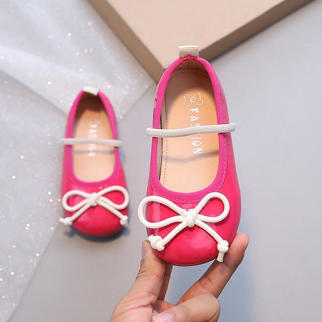 Zapatos de princesa de charol de piel poco profundos para niñas, zapatos pequeños de cuero con lazo de primavera y otoño, zapatos de suela blanda para niños de color caramelo
